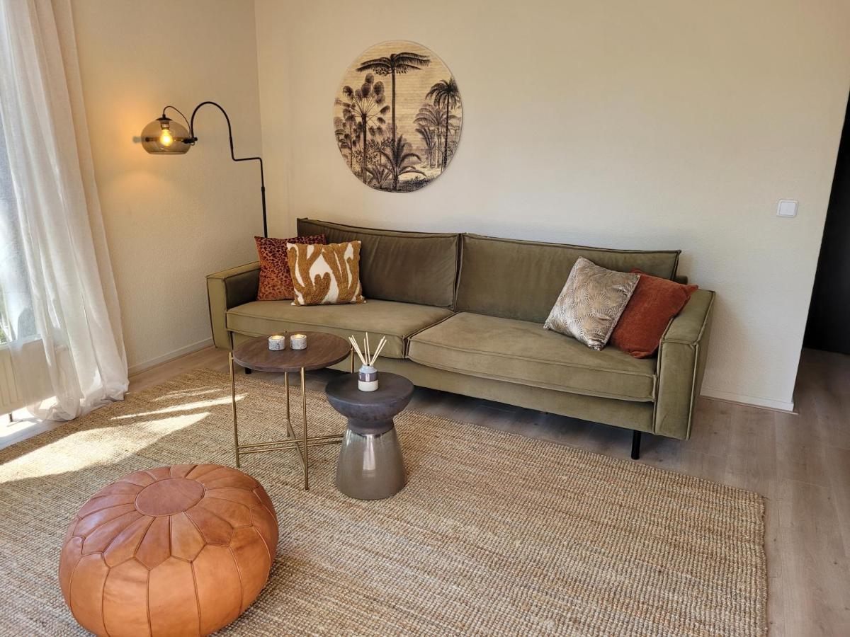 Retro Chic Wellness Met Hottub & Sauna Holiday home